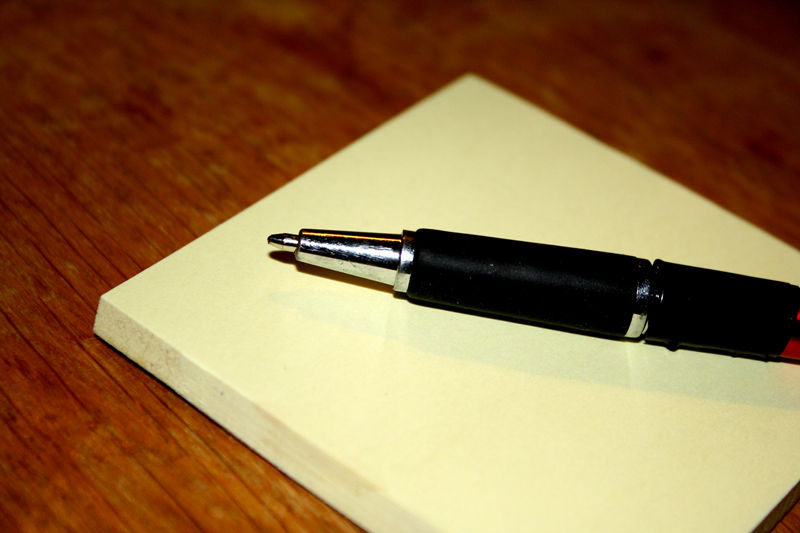 pen-and-postit-notepad.jpg